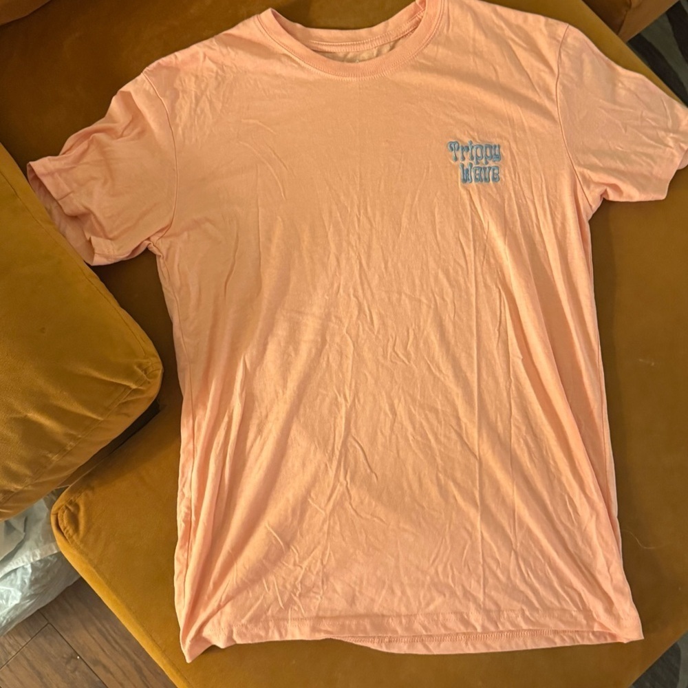 Pacsun PacCares trippy wave embroided t shirt in coral
Orange size Medium - Picture 4 of 7